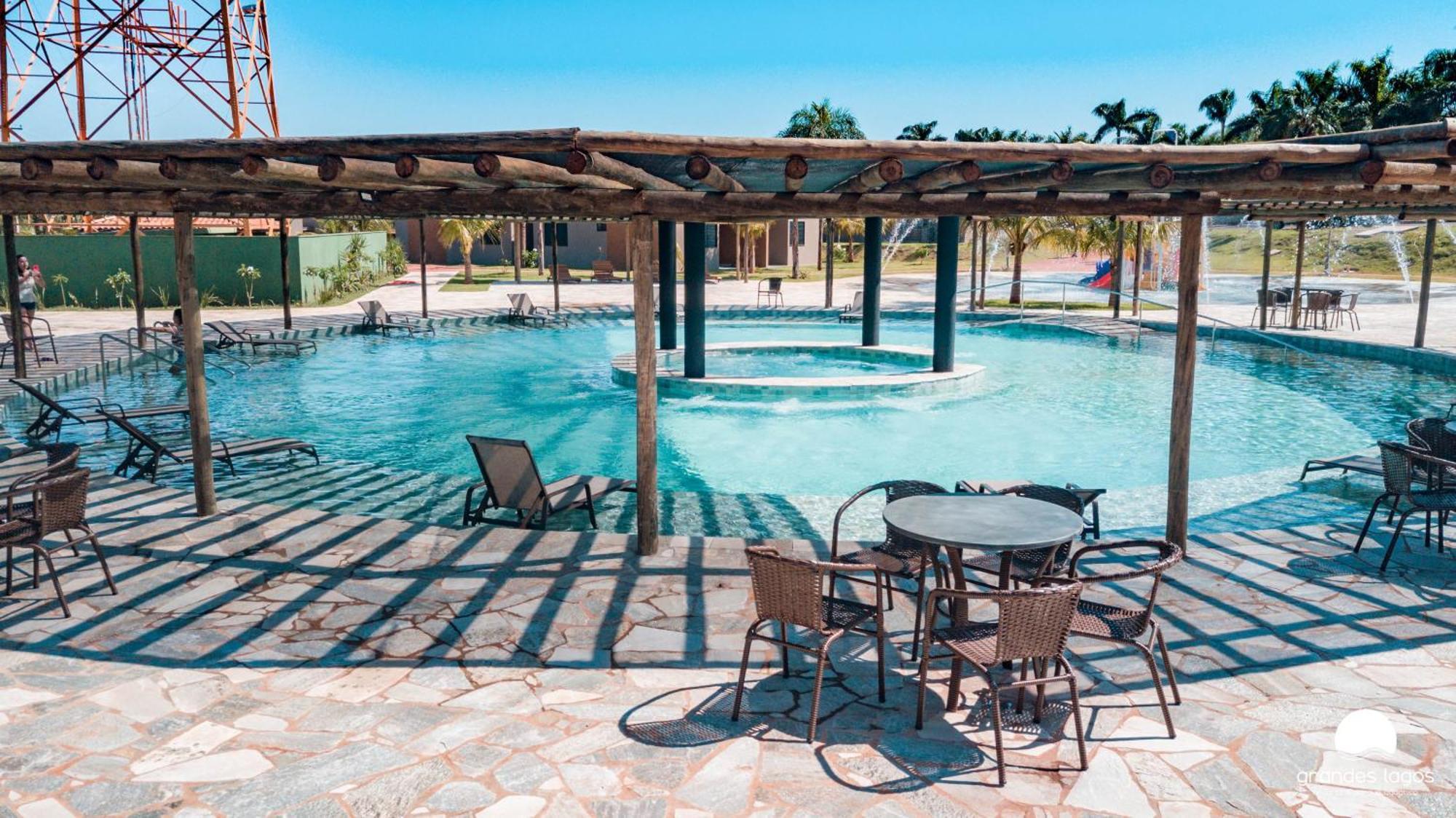 Grandes Lagos Resorts E Parque Aquatico Santa Clara d'Oeste Dış mekan fotoğraf