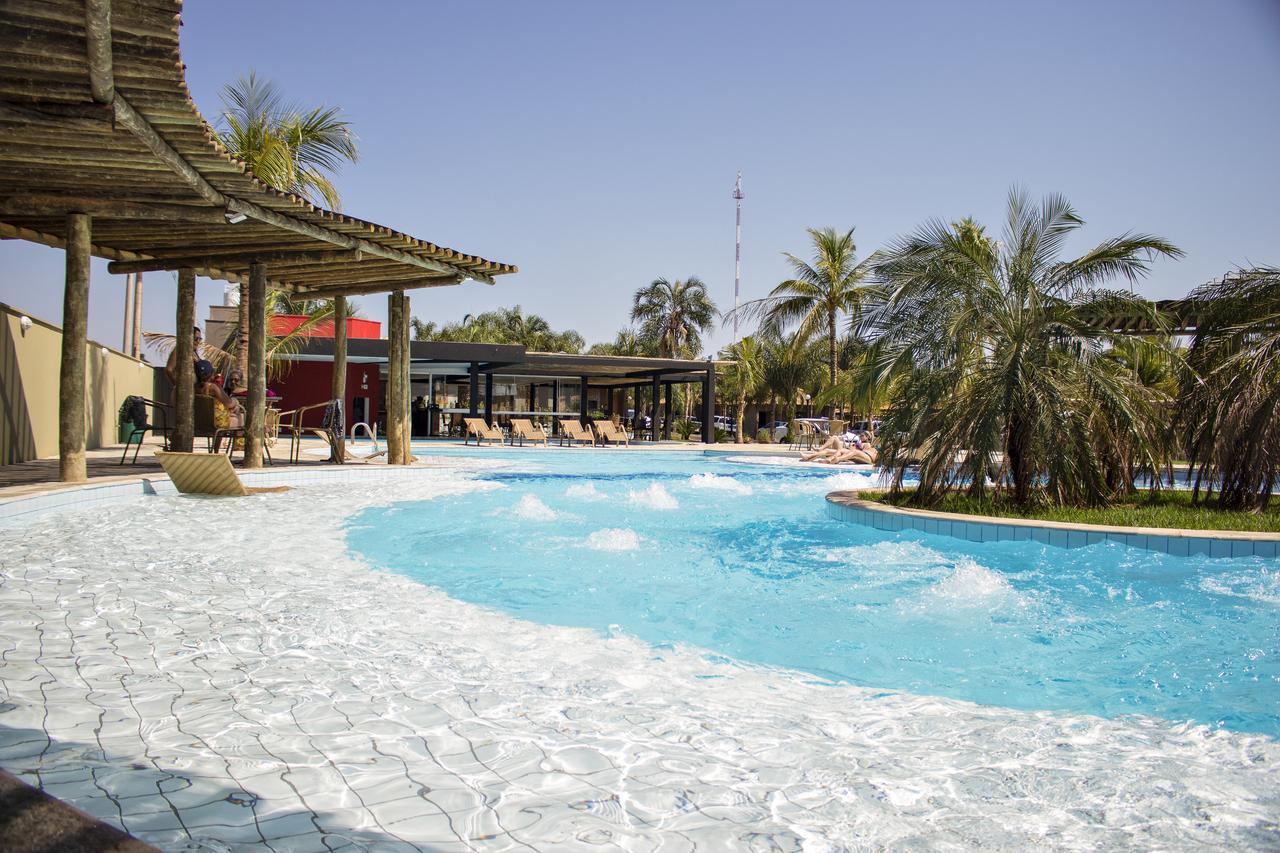 Grandes Lagos Resorts E Parque Aquatico Santa Clara d'Oeste Dış mekan fotoğraf